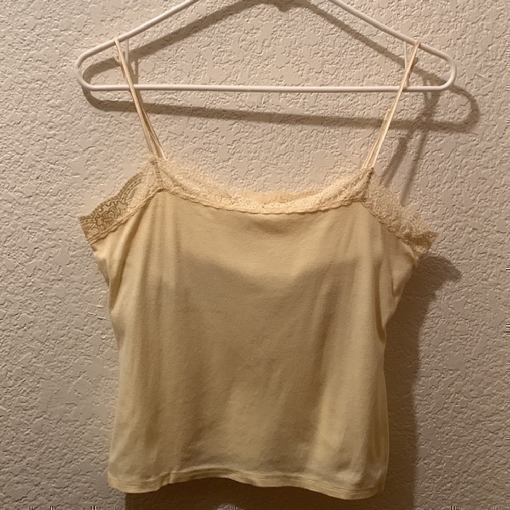 Victoria Secret pale yellow shelf bra tank top medium